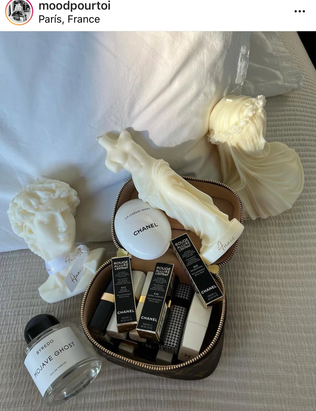 Anaïs Man & Venus Set in Sculpture White
