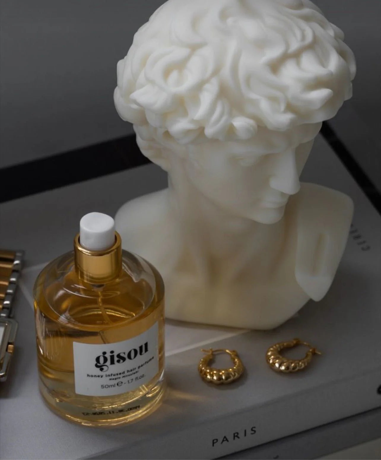 Anaïs Man in Sculpture White