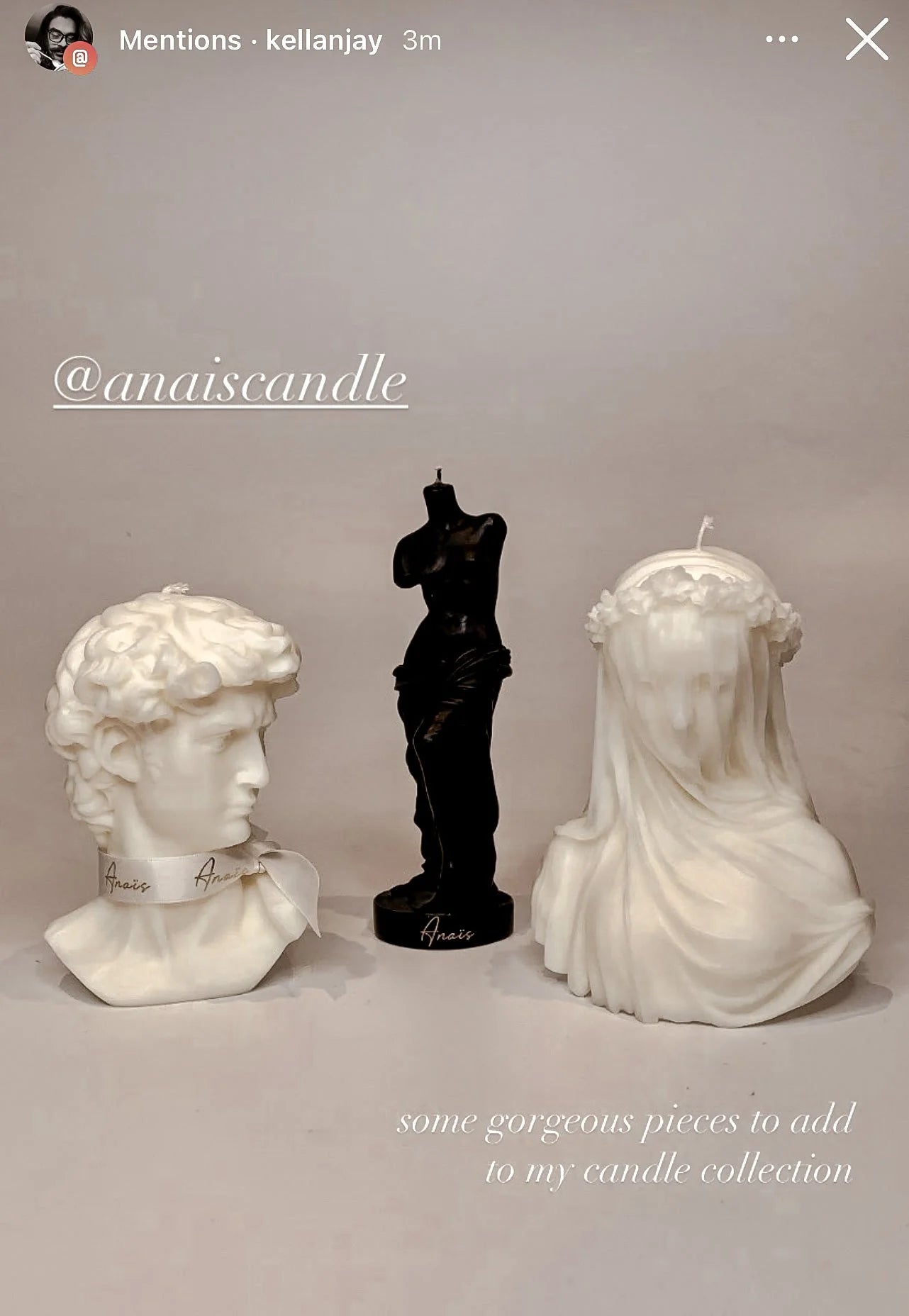 The Venus Candle in Ultra Black