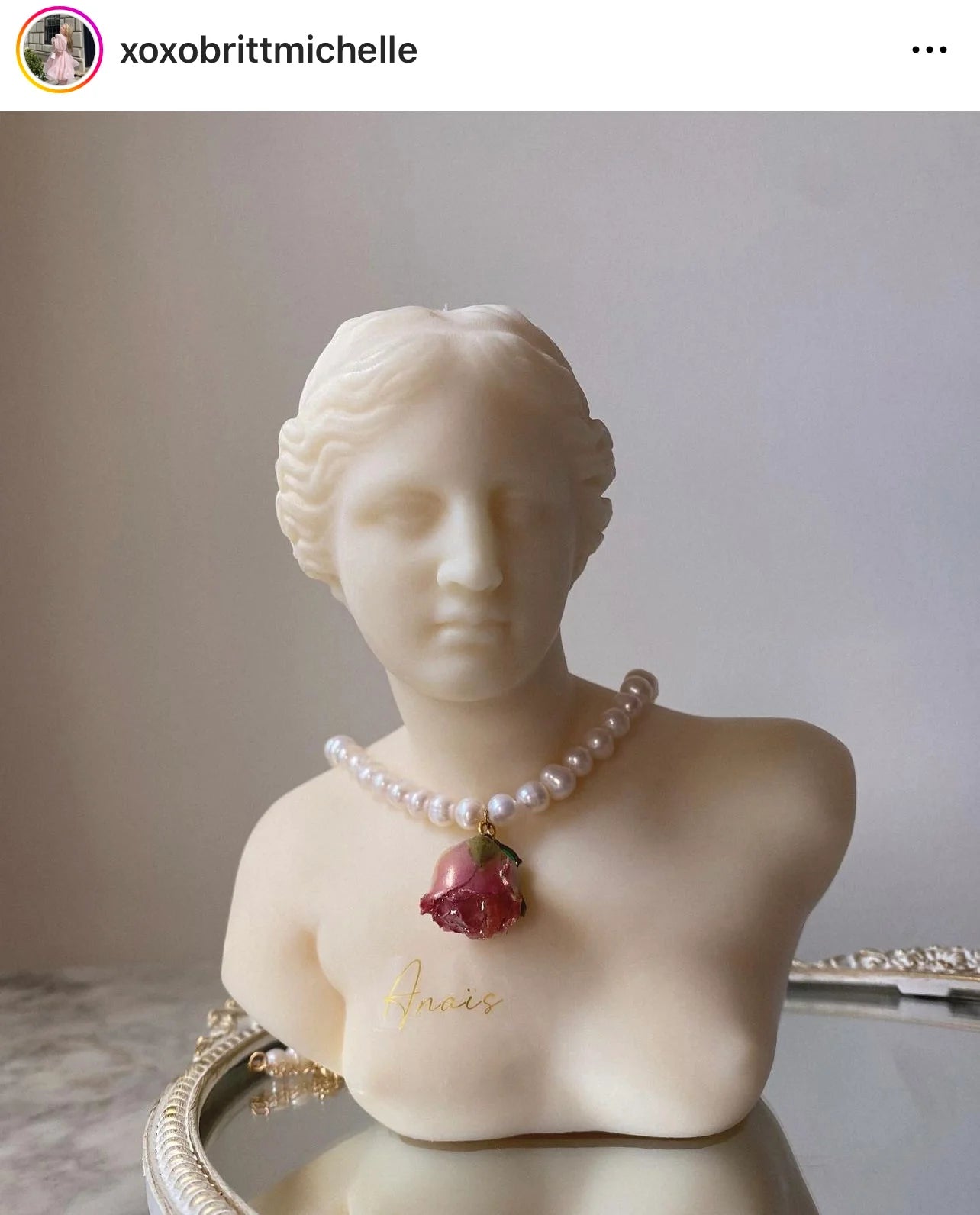 Venus de Milo Portrait Candle