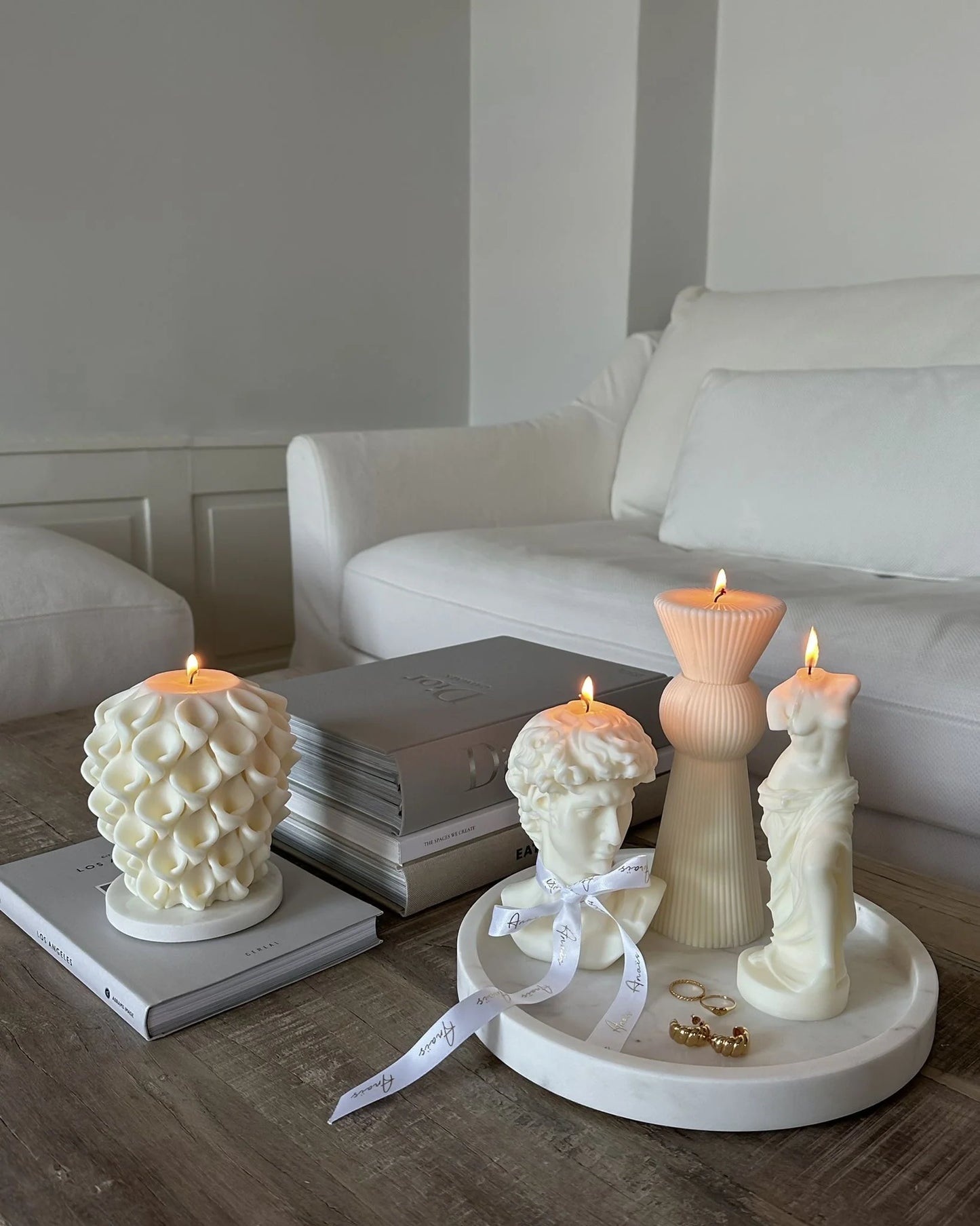 Anaïs Man & Venus Set in Sculpture White