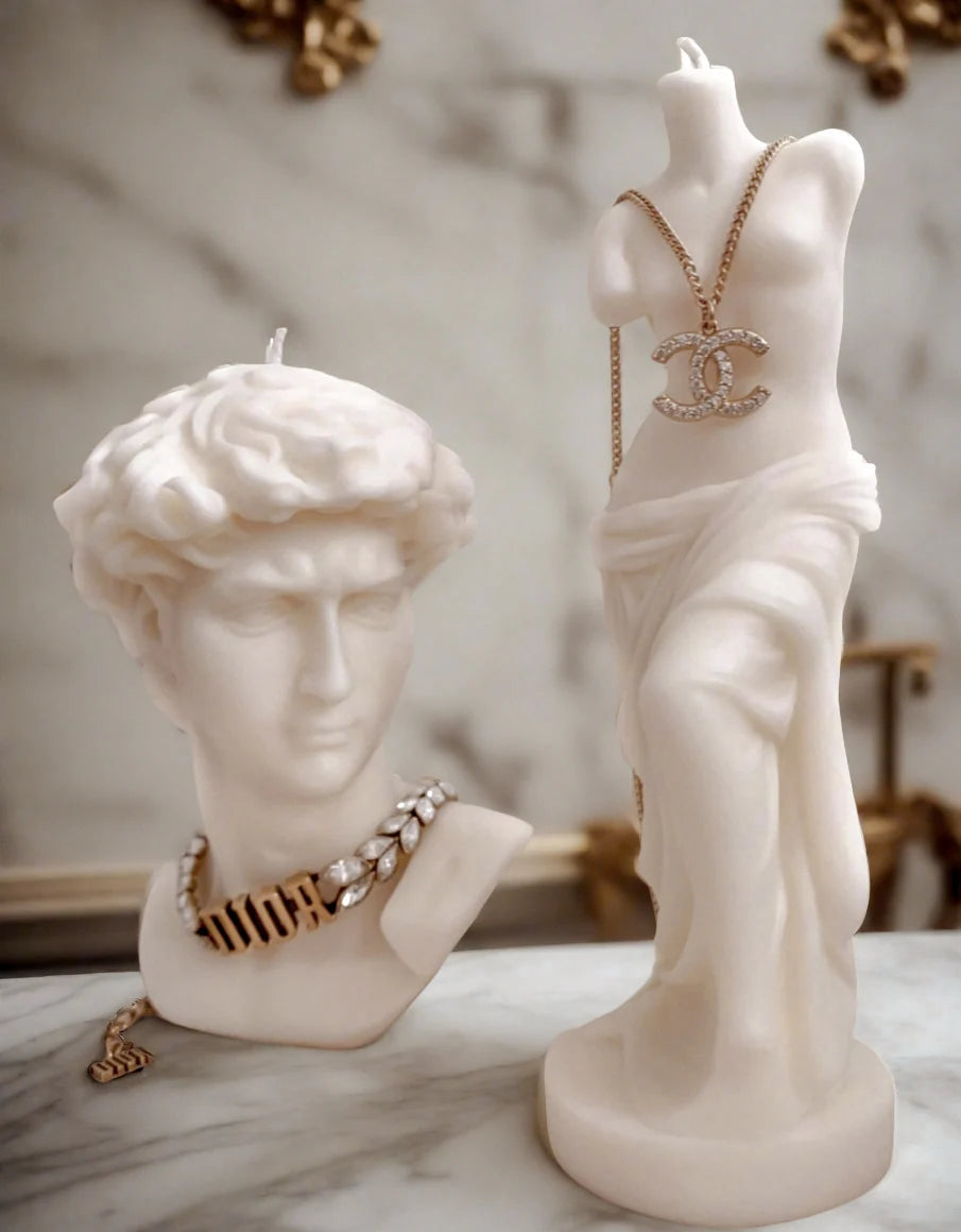 Anaïs Man & Venus Set in Sculpture White