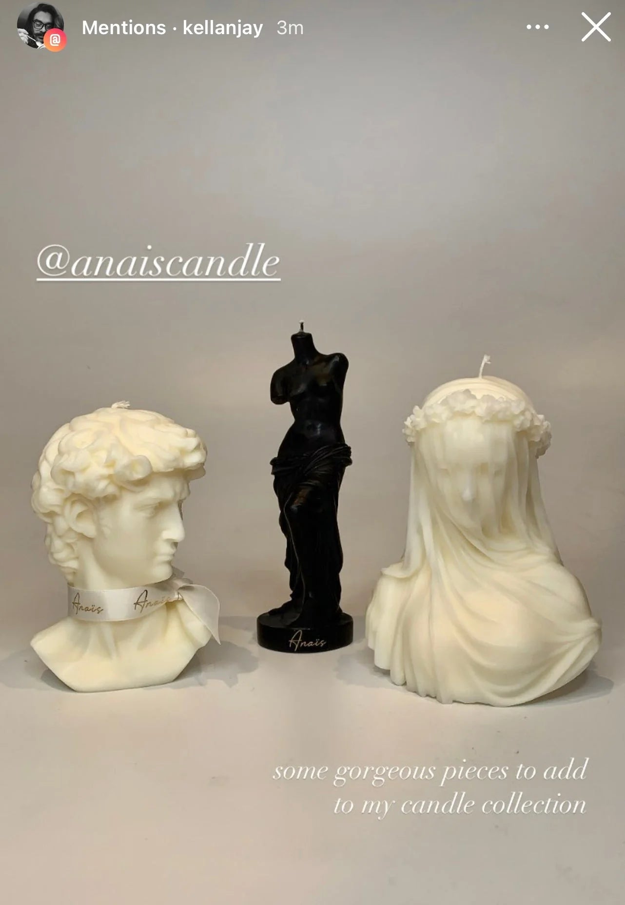 The Venus Candle in Ultra Black