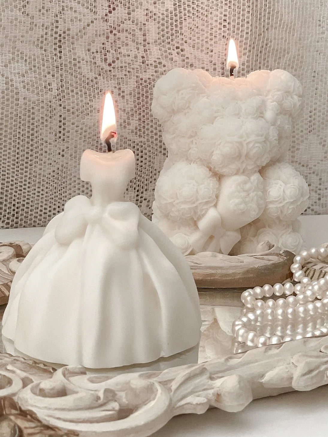 Rose Bear Candle In White