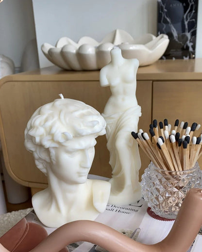 Anaïs Man & Venus Set in Sculpture White