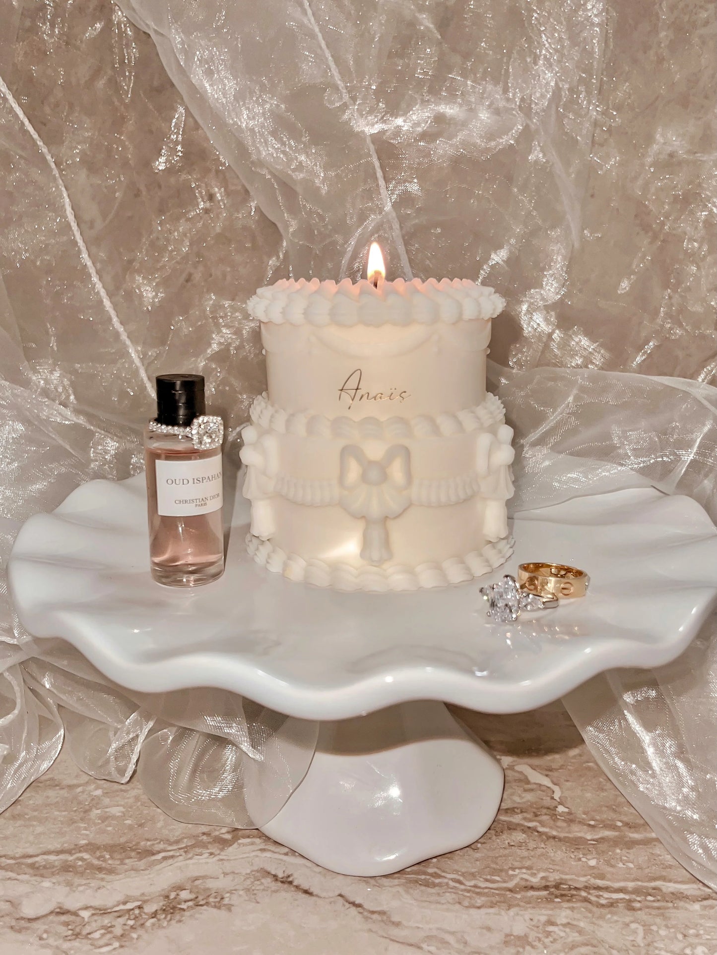 Double Layer Creamy Vintage Cake