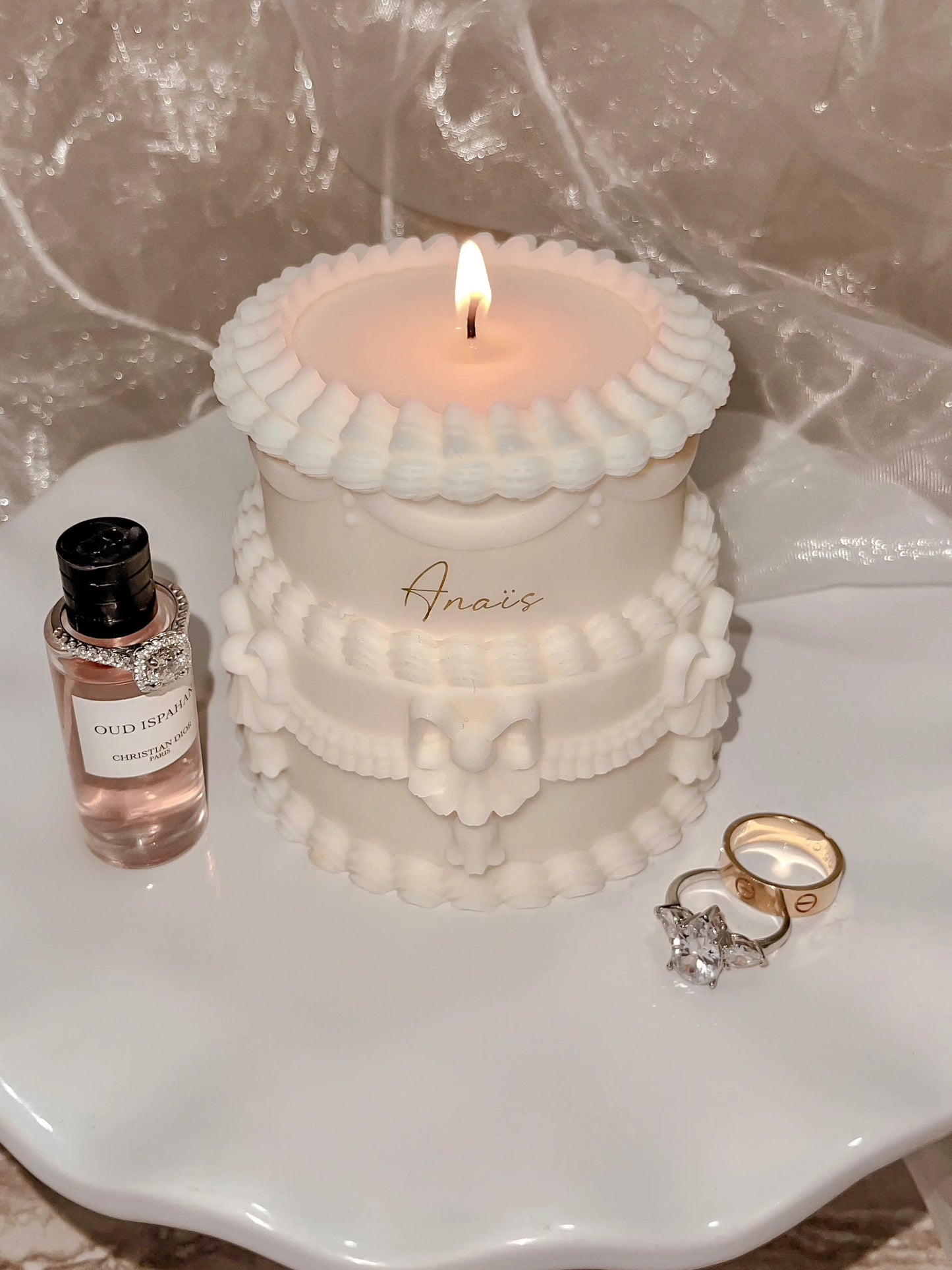 Double Layer Creamy Vintage Cake