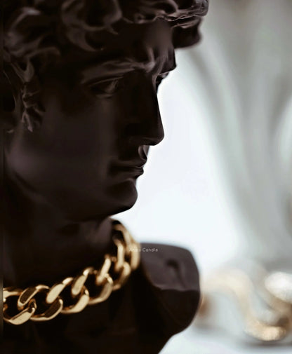 Anaïs Man in Ultra Black