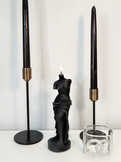 The Venus Candle in Ultra Black