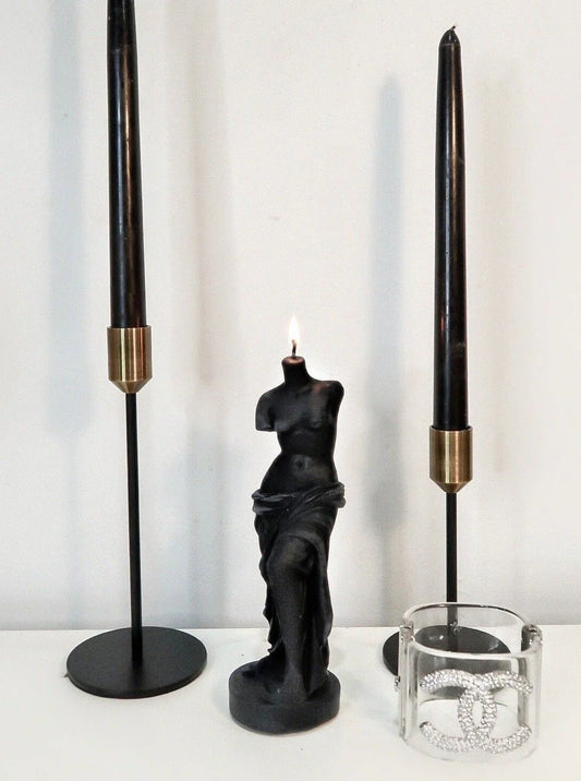 The Venus Candle in Ultra Black