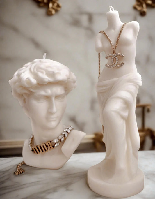 Anaïs Man & Venus Set in Sculpture White