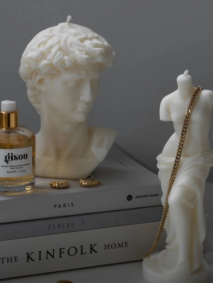 Anaïs Man & Venus Set in Sculpture White